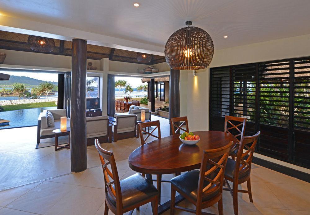 Wavi Island Hotel Naindi Ngoại thất bức ảnh