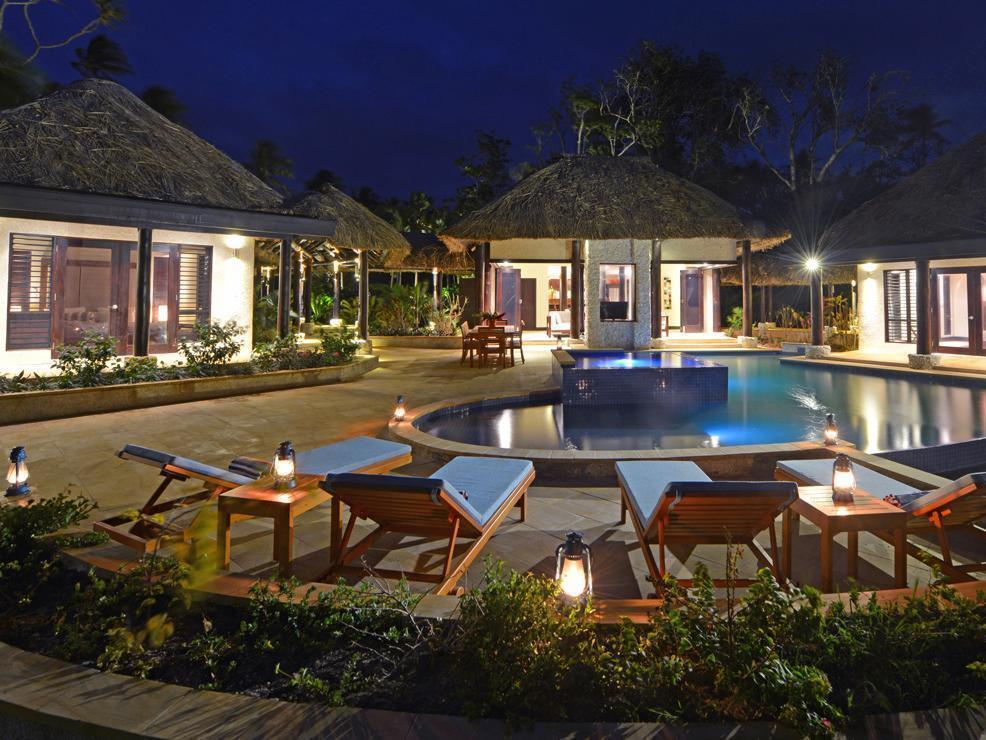 Wavi Island Hotel Naindi Ngoại thất bức ảnh
